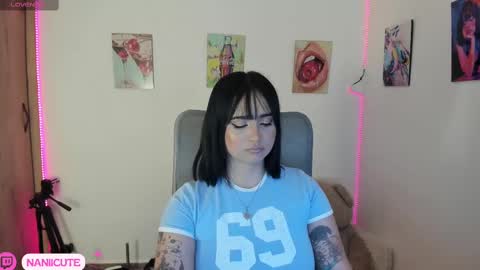 ELLA online show from 02-19-25, 04:01