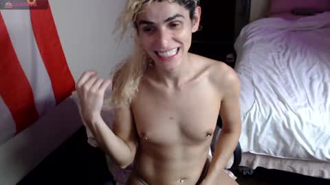 Snapshot of nanikitty69 chatting on 01-16-25, 12:53 Nanki Teresa online show from 01-16-25, 12:53