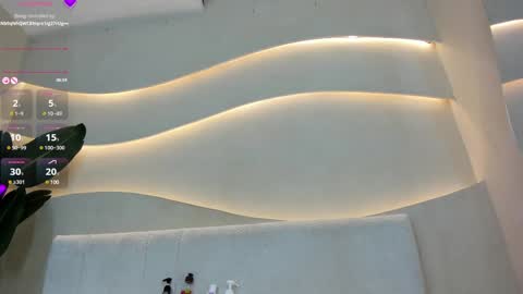 Naomi  online show from 01-07-25, 10:19