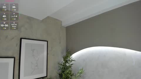 Naomi  online show from 02-09-25, 02:38