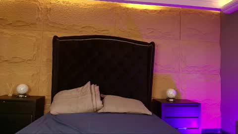 Naomi online show from 10-08-25, 08:39