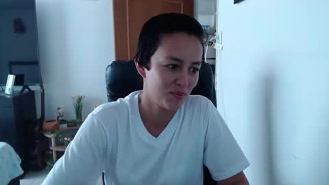 Lucy online show from 10-23-25, 05:12