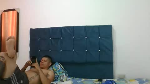 Mia online show from 03-05-26, 03:19