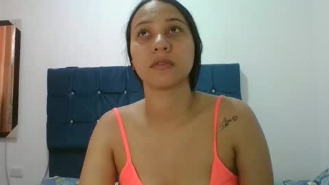 Mia online show from 03-12-26, 12:33