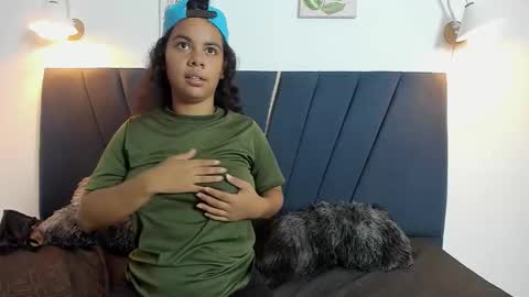 Snapshot of naomi_x0 chatting on 12-03-25, 01:42 naomi_x0 online show from 12-03-25, 01:42