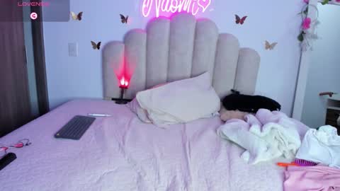 Snapshot of naomiasha_ chatting on 11-15-25, 02:09 online show from 11-15-25, 02:09