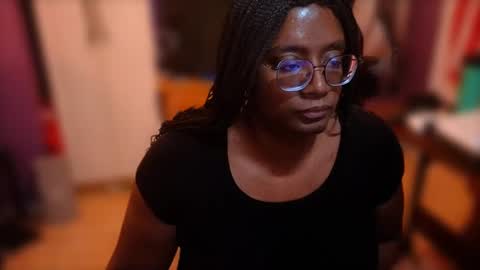 Naomi online show from 10-02-25, 01:01