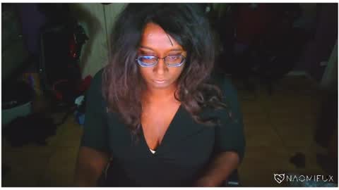 Snapshot of naomifux chatting on 06-30-26, 05:19 Naomi online show from 06-30-26, 05:19