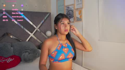 Naomi-Gray  online show from 04-09-26, 07:30