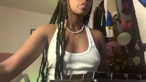 Naomii online show from 01-07-25, 11:14