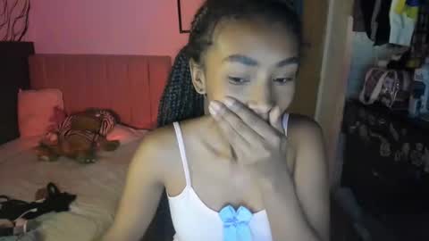 Naomii online show from 01-12-25, 06:49