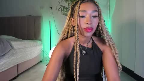 Naomii online show from 09-09-25, 12:43