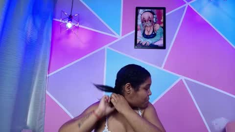 Naomi Campbel online show from 03-15-26, 02:01