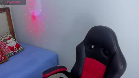 Naomi  online show from 12-02-24, 12:07