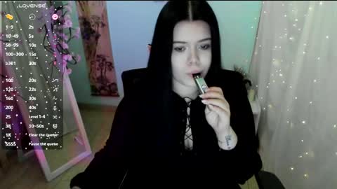 Naomi online show from 04-08-26, 06:24