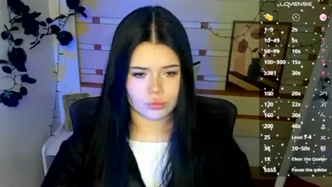 Naomi online show from 06-19-26, 06:51