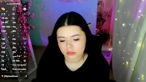 Naomi online show from 07-06-26, 06:32