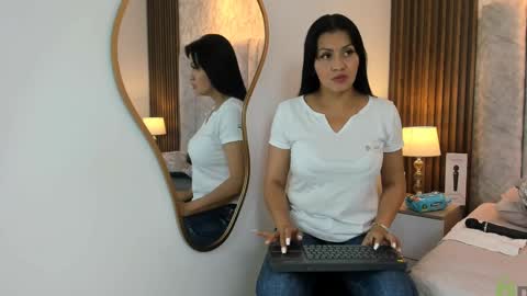 Naomy Smith online show from 03-05-25, 06:45