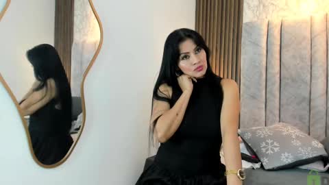 Naomy Smith online show from 03-08-25, 03:56