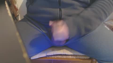 Snapshot of napoletanoinculo chatting on 12-31-24, 08:37 NapolICazzo online show from 12-31-24, 08:37