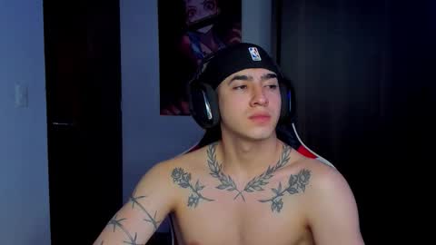 Snapshot of naranjo_seb chatting on 12-14-25, 06:52 sebastian online show from 12-14-25, 06:52