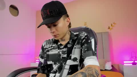 Nascary Fox online show from 04-25-26, 12:08