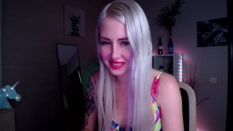Snapshot of nastasya_cute chatting on 12-14-24, 02:01 Nastya online show from 12-14-24, 02:01