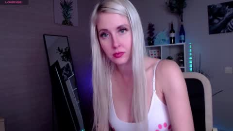 Snapshot of nastasya_cute chatting on 01-31-25, 04:58 Nastya online show from 01-31-25, 04:58