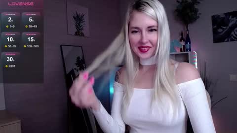 Snapshot of nastasya_cute chatting on 03-10-25, 01:56 Nastya online show from 03-10-25, 01:56