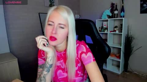 Snapshot of nastasya_cute chatting on 10-01-25, 01:55 Nastya online show from 10-01-25, 01:55