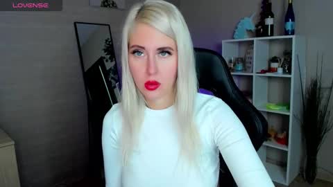 Snapshot of nastasya_cute chatting on 10-14-25, 01:50 Nastya online show from 10-14-25, 01:50