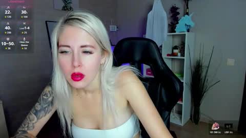 Snapshot of nastasya_cute chatting on 11-12-25, 01:50 Nastya online show from 11-12-25, 01:50