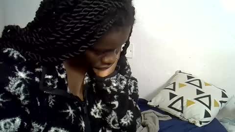 Snapshot of nasti_petite chatting on 02-25-25, 04:14 nasti_petite online show from 02-25-25, 04:14