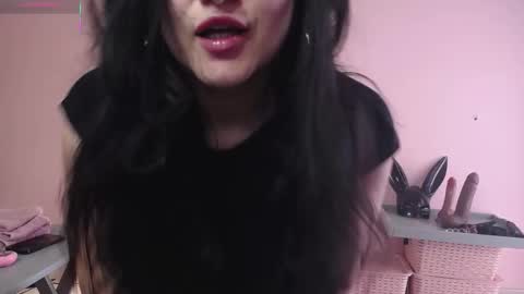 Snapshot of nastybambi_ chatting on 09-09-25, 07:52 Bambi online show from 09-09-25, 07:52