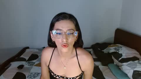 Snapshot of nat4youlove chatting on 12-29-24, 11:18 nathalia online show from 12-29-24, 11:18