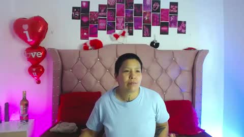 nat_evans8 online show from 04-25-26, 03:09