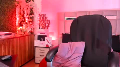 Natacha black online show from 02-25-25, 02:58