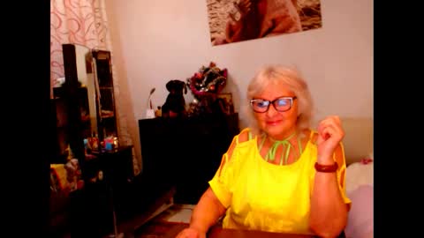 natali online show from 12-15-24, 04:37