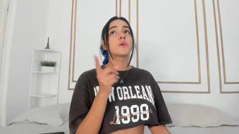 Naty  online show from 02-23-25, 03:40