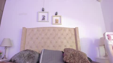 Snapshot of natalia_collinslim chatting on 01-04-25, 03:18 Natalia online show from 01-04-25, 03:18