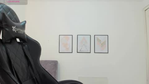 Nathalia online show from 04-07-26, 05:57