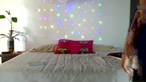 CATHALINA NATA online show from 12-18-25, 02:34