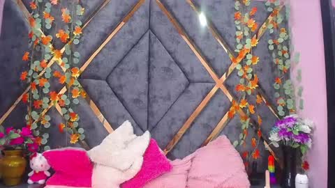 natalia pinkk online show from 12-19-24, 12:34