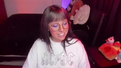 Natalia online show from 11-20-25, 02:01