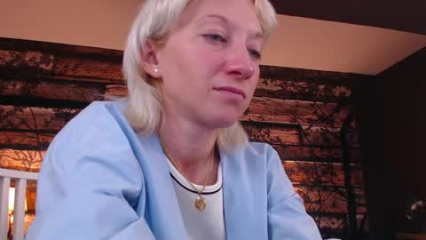 Natalie online show from 05-21-26, 08:10