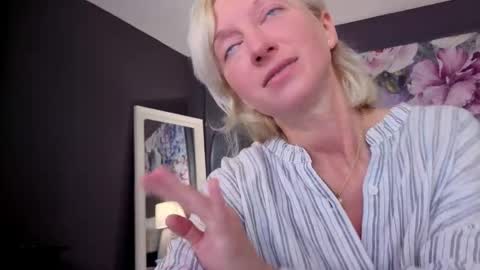 Natalie online show from 06-06-26, 05:12