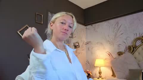 Natalie online show from 06-30-26, 06:36