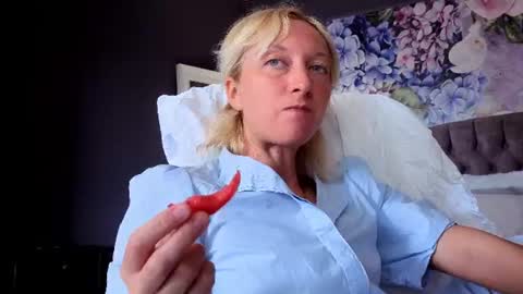 Natalie online show from 07-27-26, 06:09