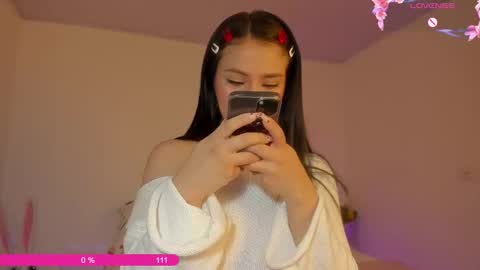 Snapshot of natalie_dream chatting on 09-24-25, 02:15 natalia online show from 09-24-25, 02:15