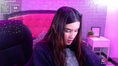 natalie  online show from 11-19-25, 03:17